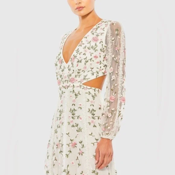 MAC DUGGAL 70159 NWT Long Sleeve Embellished Cut Out A-Line Gown